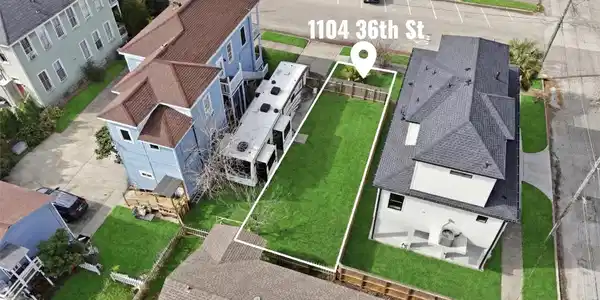 Image 3: This well-located parcel provides flexibility for