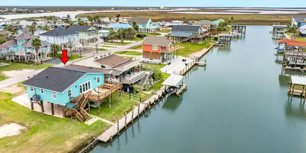 306 Pompano Lane