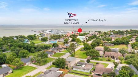 422 Bay Colony Drive