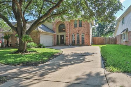2007 Barrington Pointe Drive