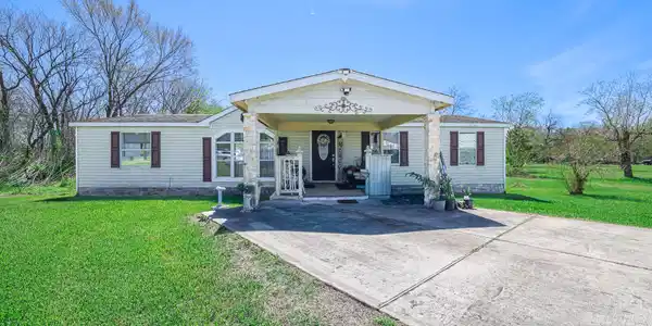 119 Weaver Street