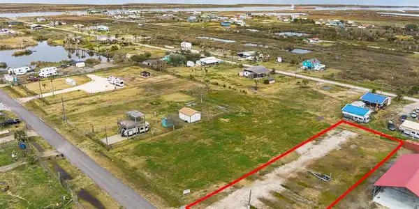 1110 Crystal Beach Rd Road