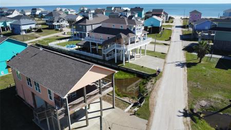 922 Driftwood Drive