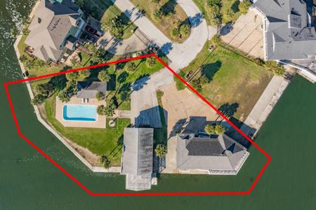 3910 & 3912 Bob Smith Road