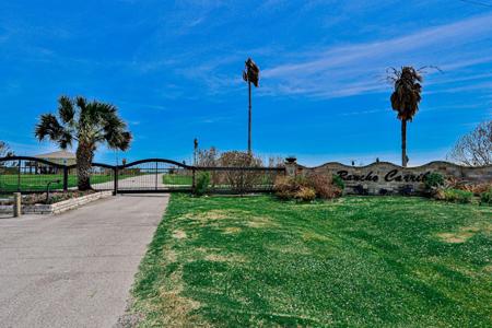 000 Camino Drive