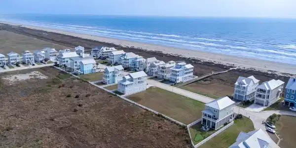 24 Grand Beach Boulevard