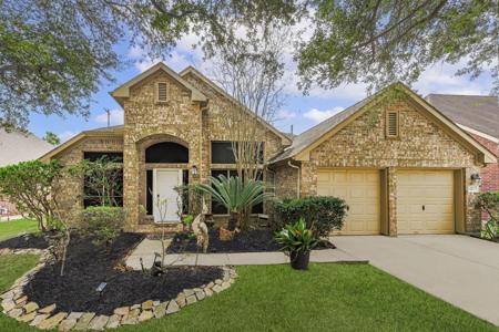 3213 Crimson Coast Drive