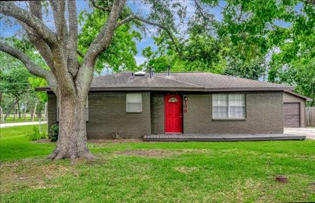 708 Moody Avenue