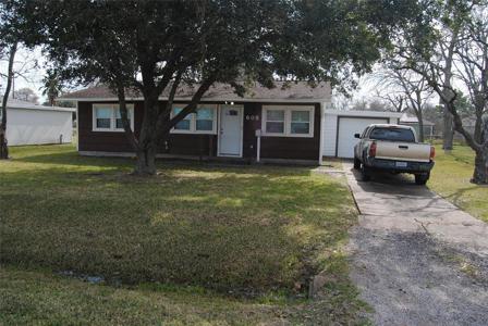 605 Wisteria Street