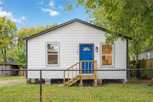 1108 Daniel Street
