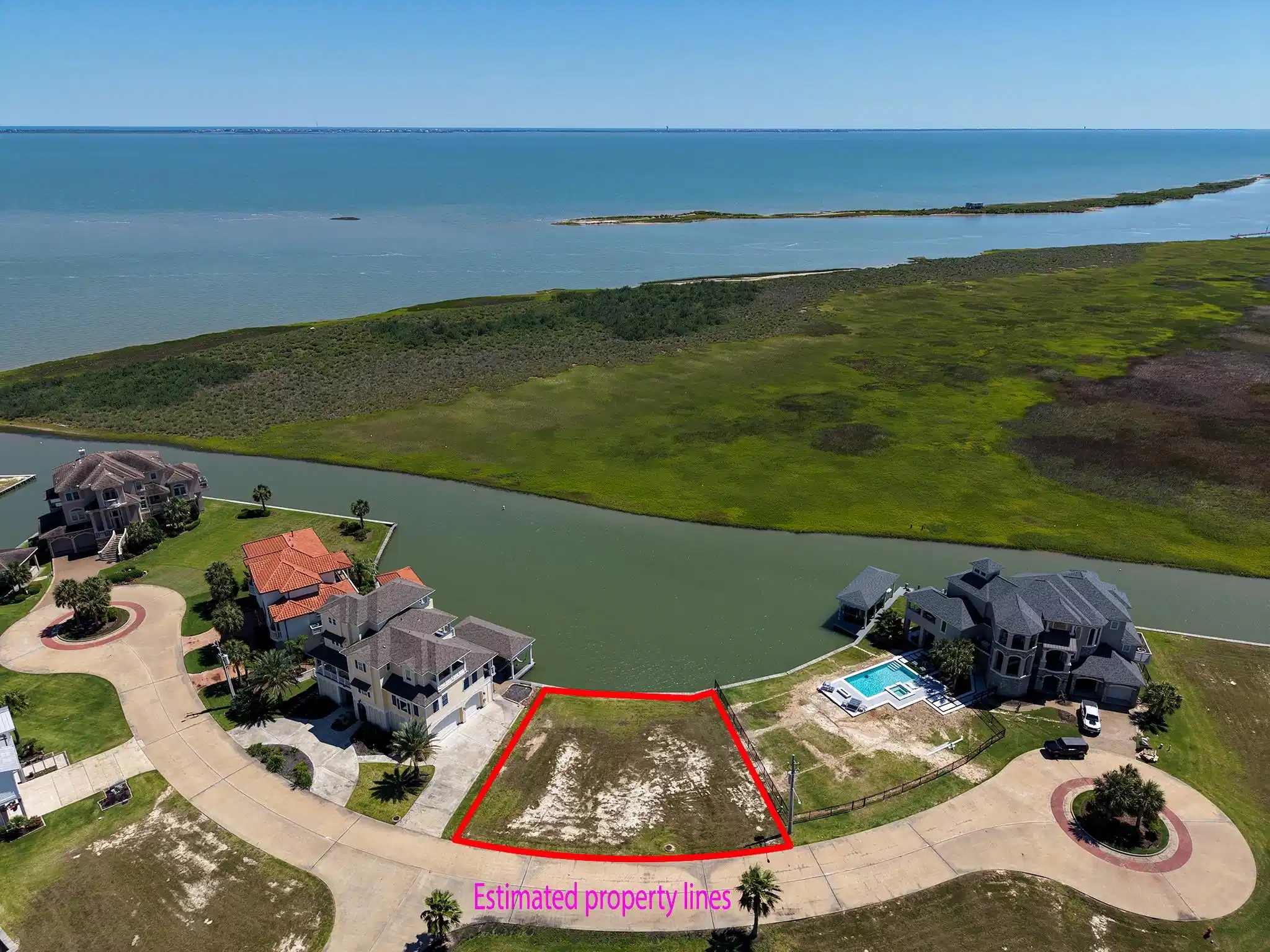 Image 1: Gorgeous bayfront location on West Galveston Bay &