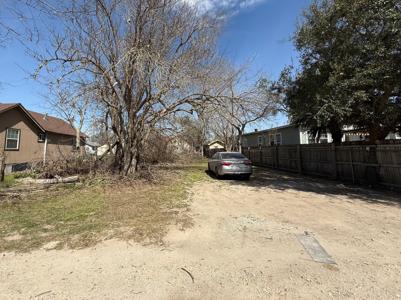 912 Main Street