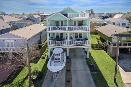 827 Hawthorne Road
