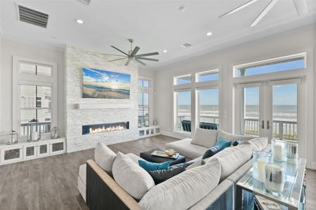 11707 Beachside