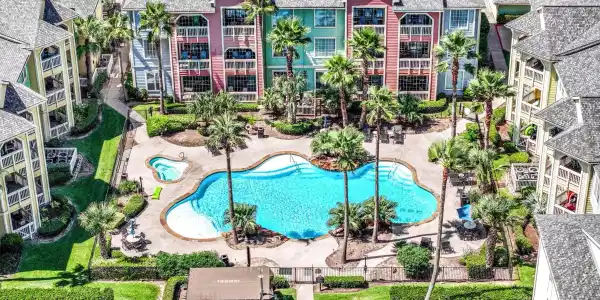 7000 Seawall Blvd