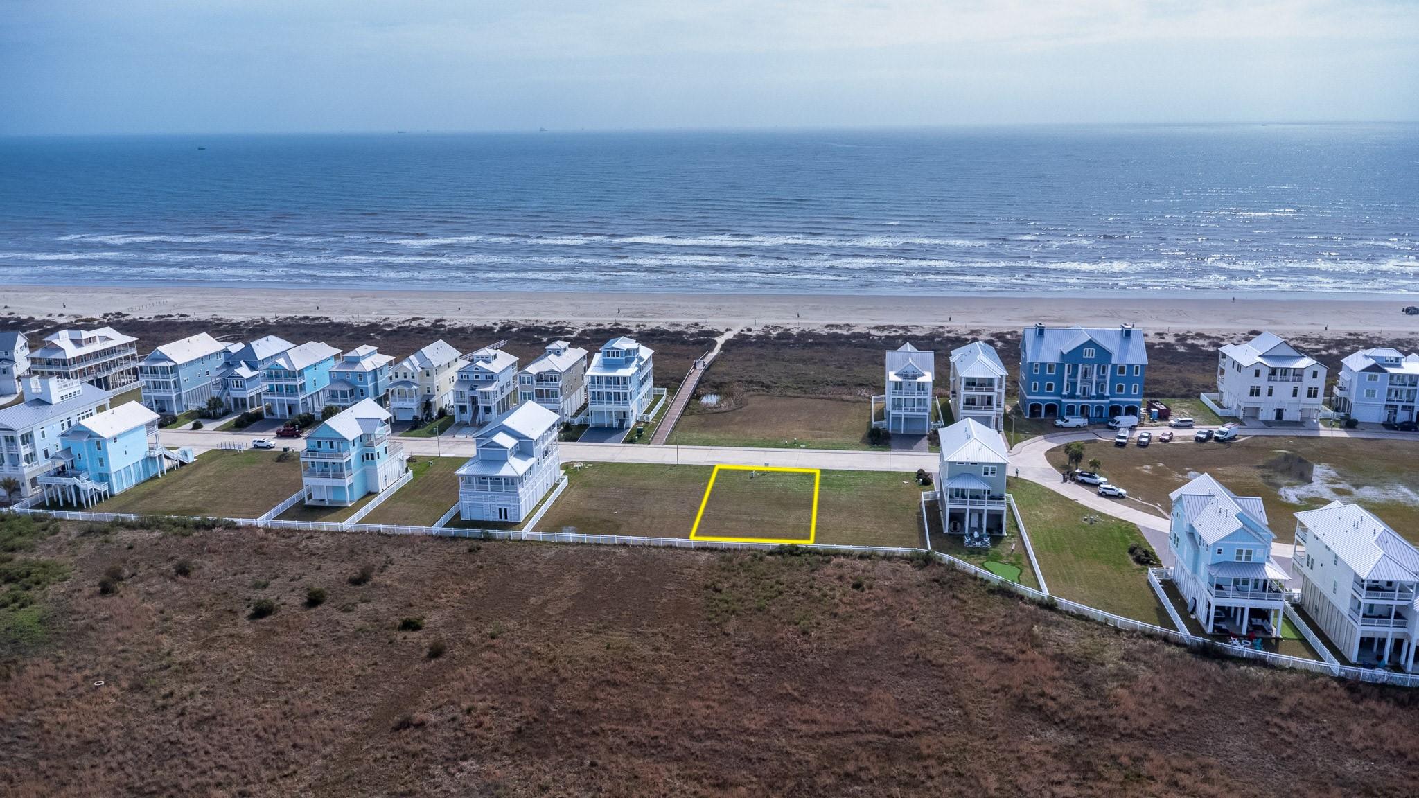 Image 2: 24 Grand Beach