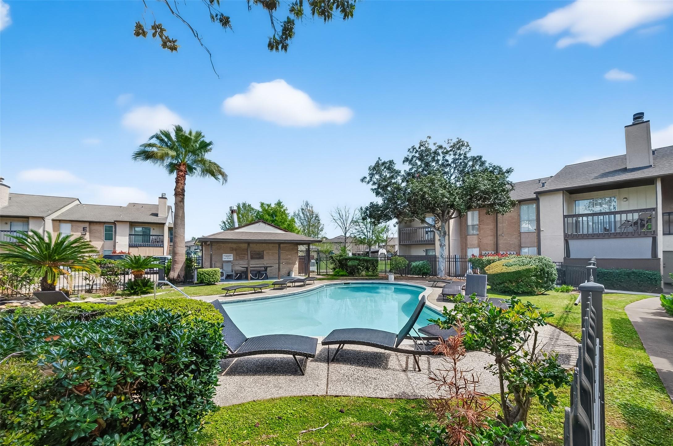 Image 4: Taylorcrest features a beautiful pool for resident