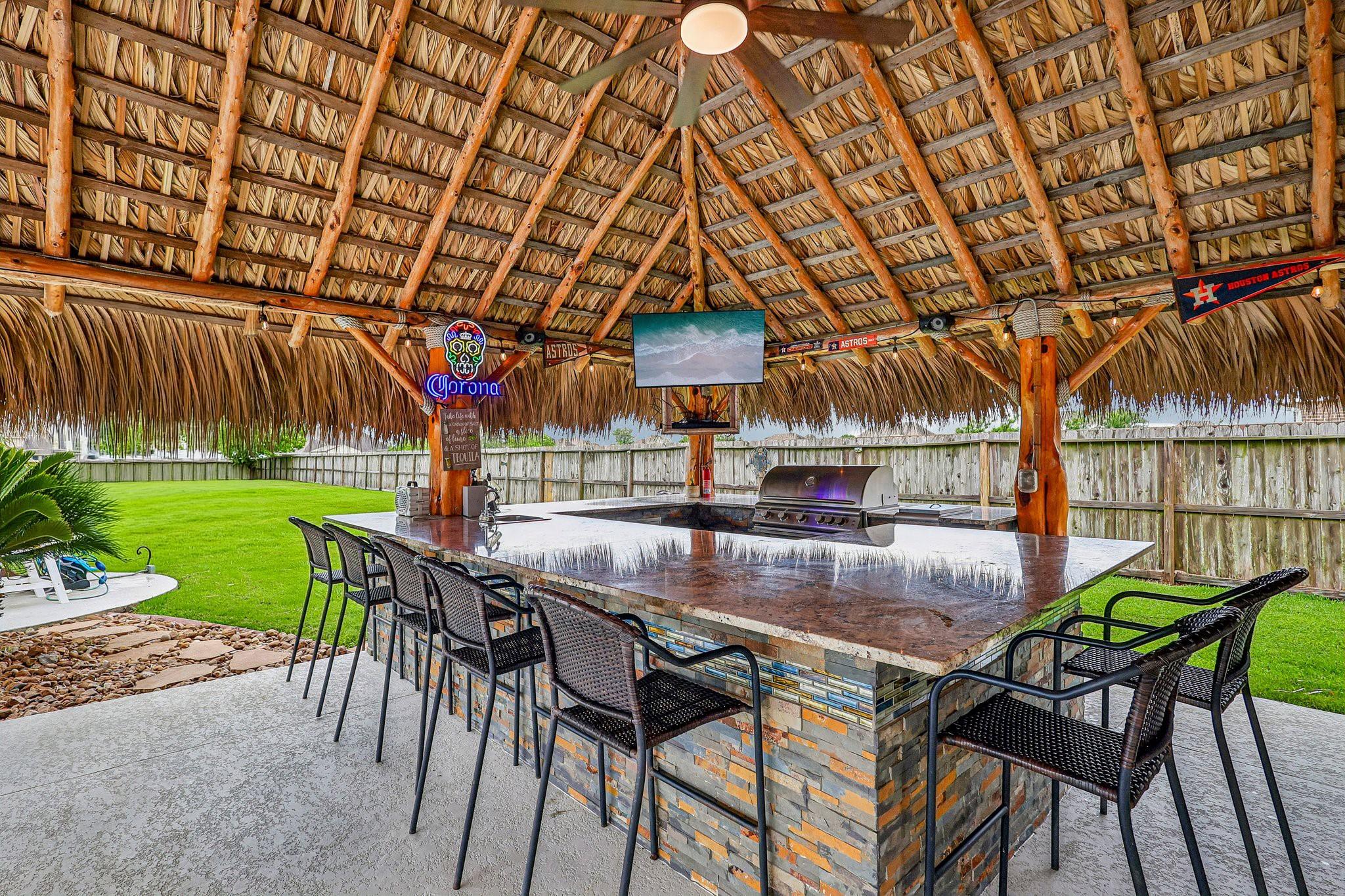 Image 4: Outdoor Kitchen under the palapa-A great place to
