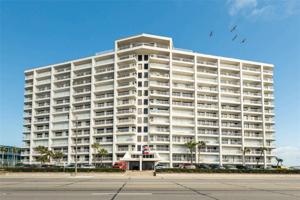 7700 Seawall Boulevard