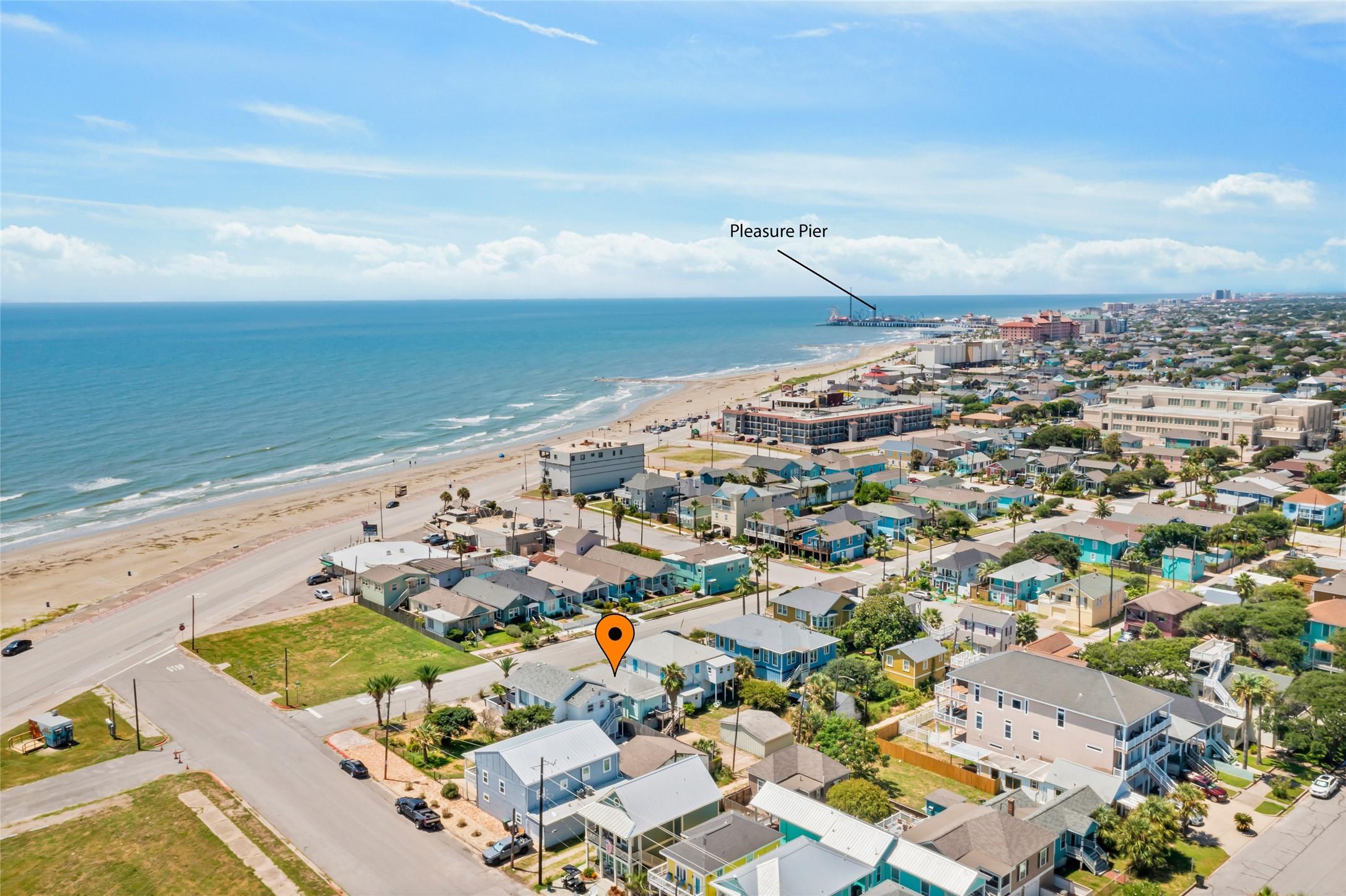 Image 3: Right down the seawall is pleasure pier and many m