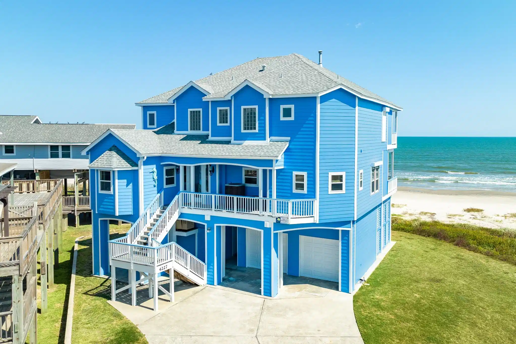 Image 1: Welcome to 4227 Vista Blvd - Beach front home in P
