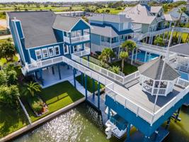 3607 Cove Ln Lane