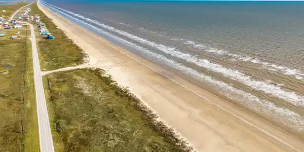 Image 2: LIVE YOUR BEST LIFE AT SEASIDE ESTATES