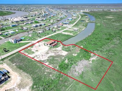 47-50 409-411 CR 204 Dolphin Way