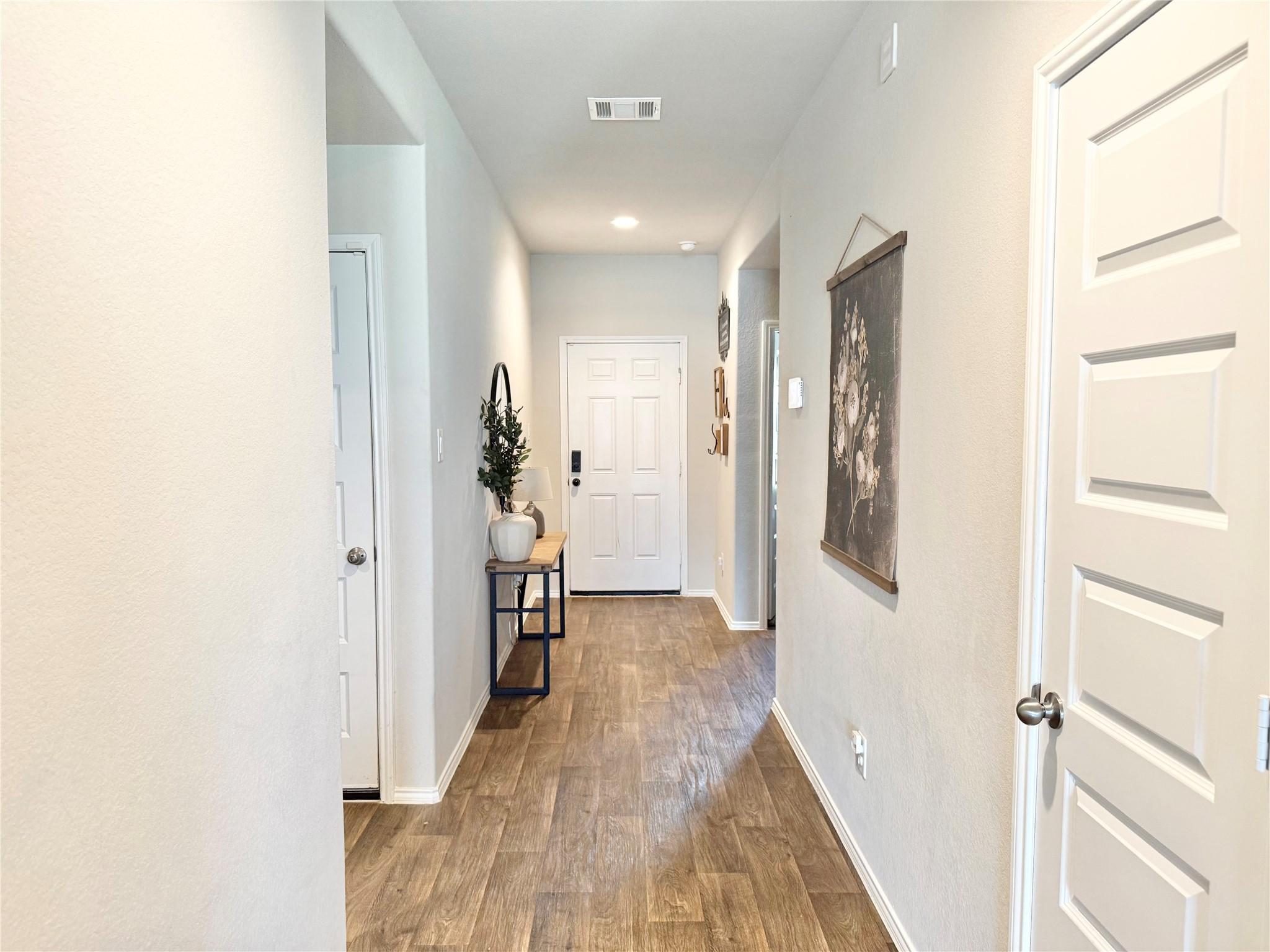 Image 2: entry way