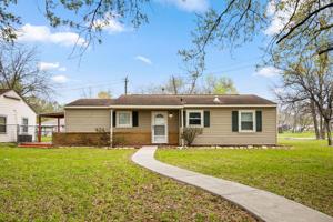 200 Hackberry Street