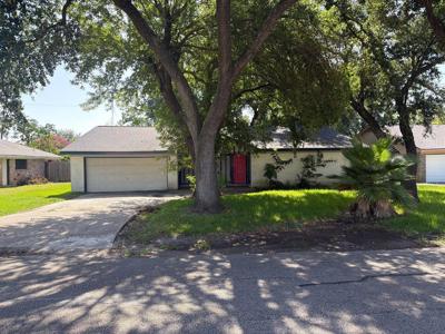 3911 Dolphin Lane