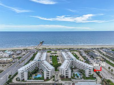 6102 Seawall Boulevard