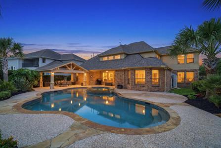 4527 Estella Court