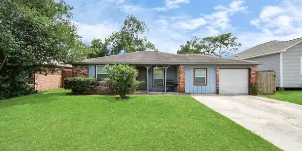 5423 Lillian Street
