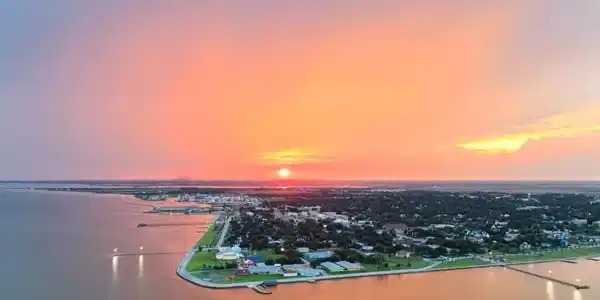 Image 4: Lovely Palacios Sunset