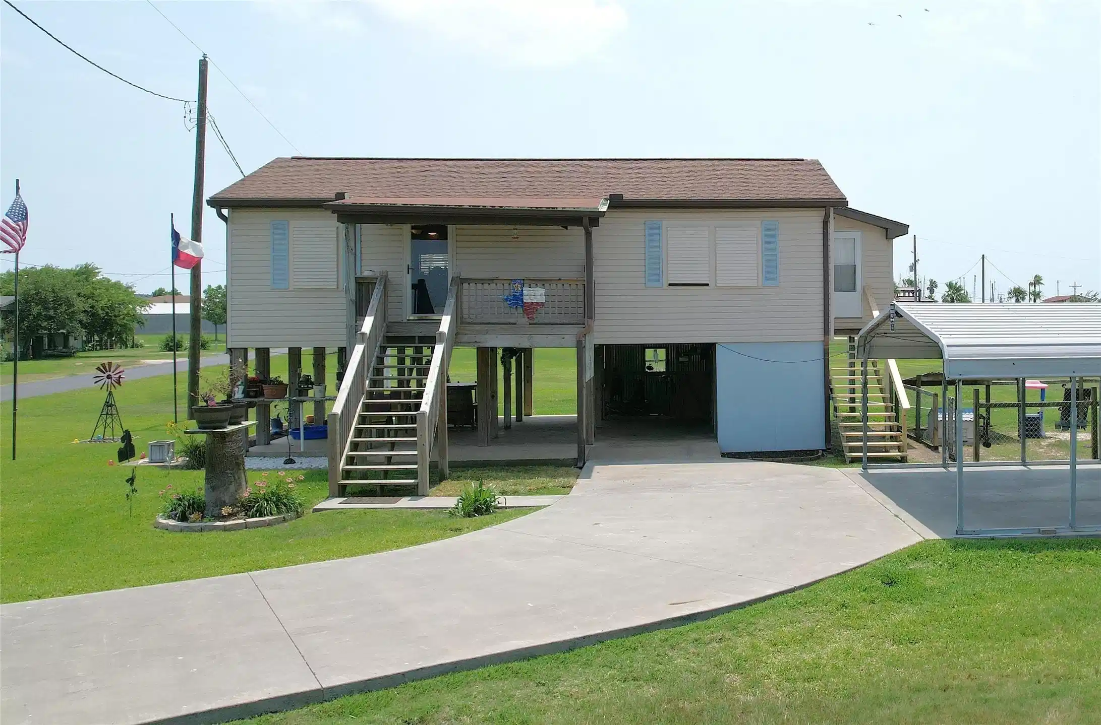 Image 1: Welcome home! 1321 Pickney Avenue