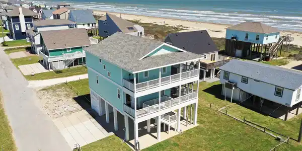 21325 Gulf Drive