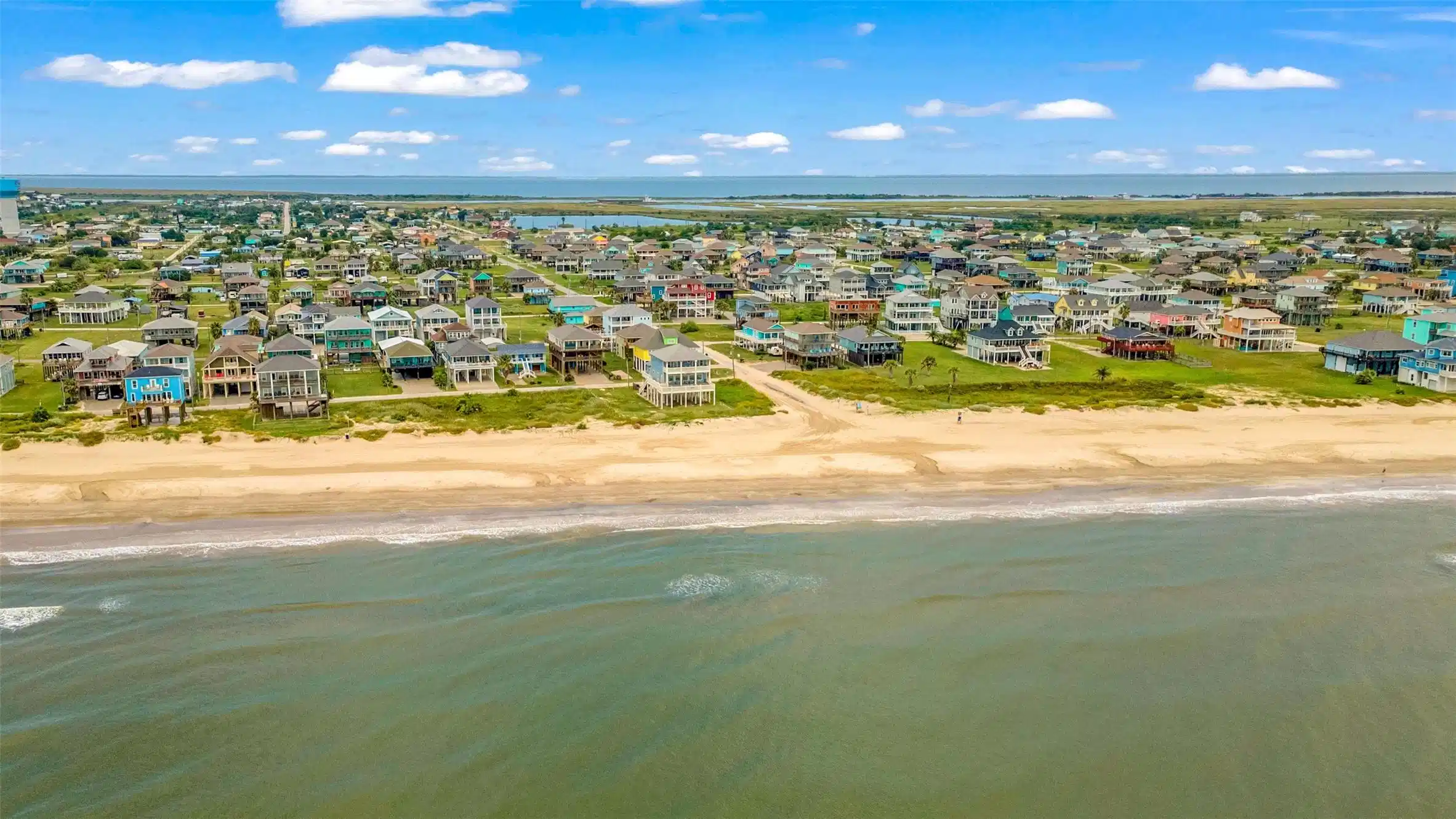 Image 1: Build your dream home today! Direct beach access w