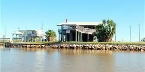 1134 & 1126 Canal Drive