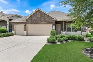 906 Fairway Drive