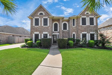 2613 Bay Shore Drive