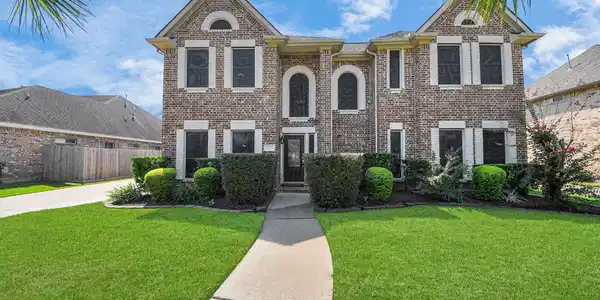 2613 Bay Shore Drive