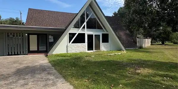 415 Shirleen Drive
