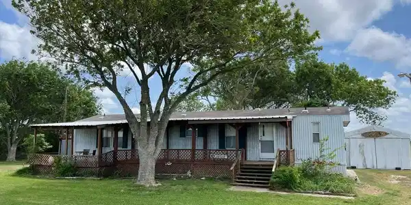89 Edgewater