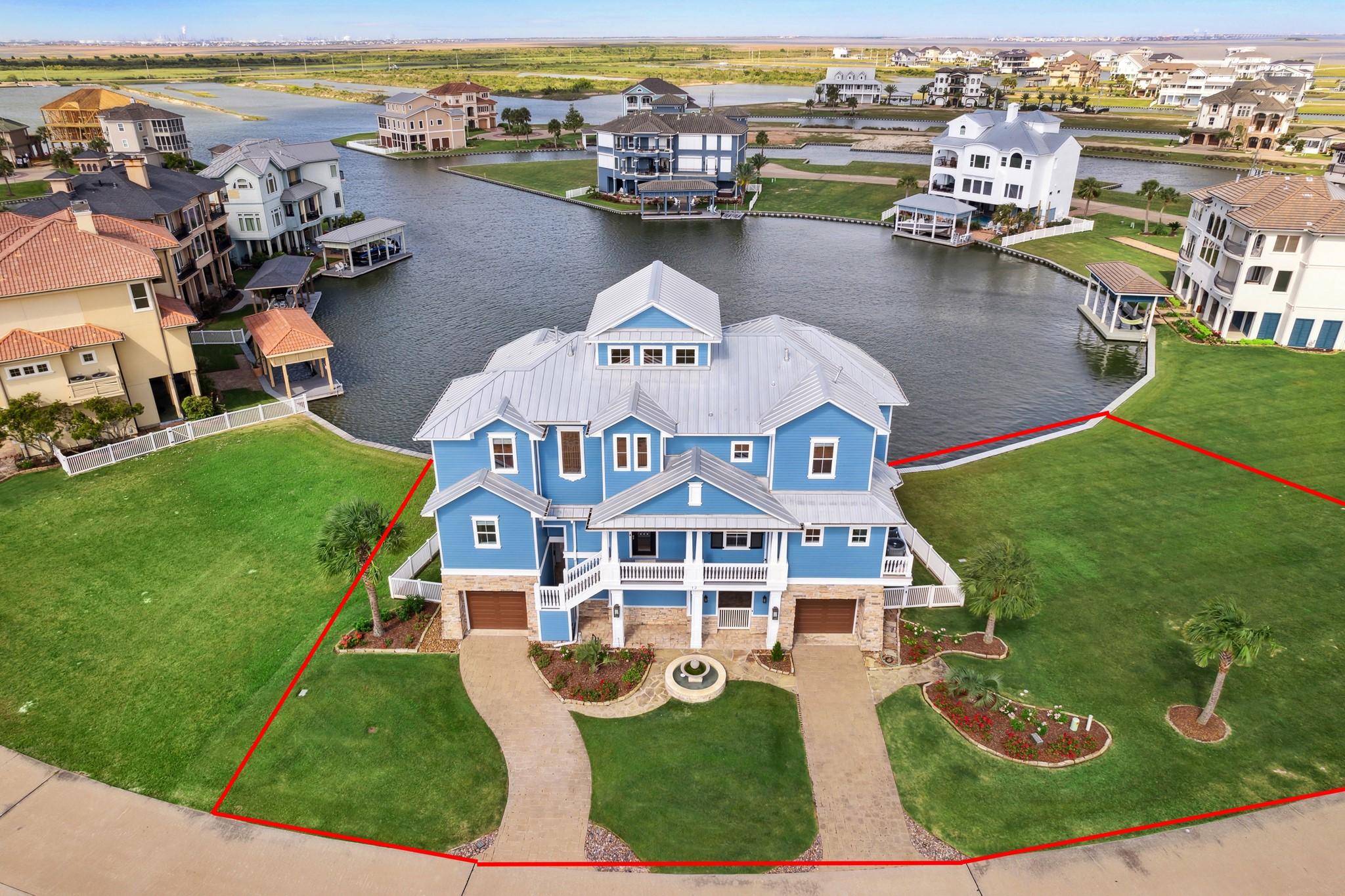 Image 2: DOUBLE HOMESITE BEST IN SHOW winner of the Harborw