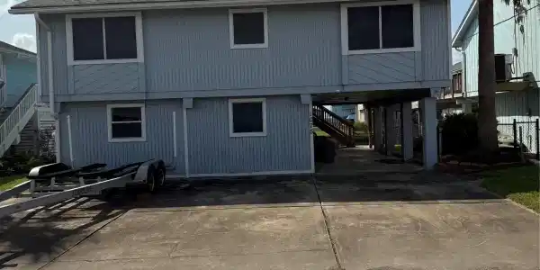 1075 Redfish Street