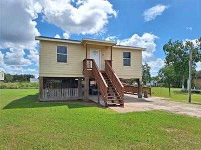 304 Bayside Drive