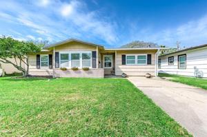 17 Lyncrest Drive