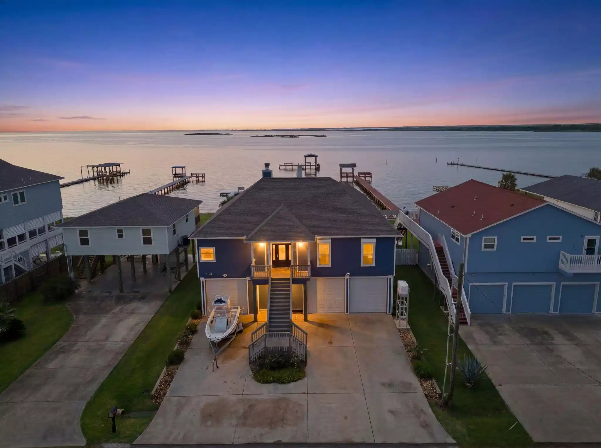 Image 1: Front View Looking out to Galveston Bay