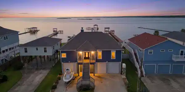 1623 Dick Bay Drive